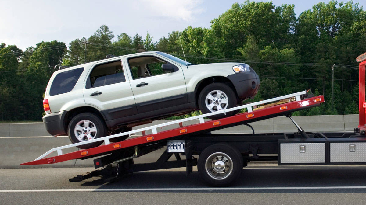 Towing a car in Orchard Hill, GA